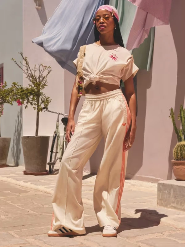 Adidas Kış Ürünlerinde %30 İndirim